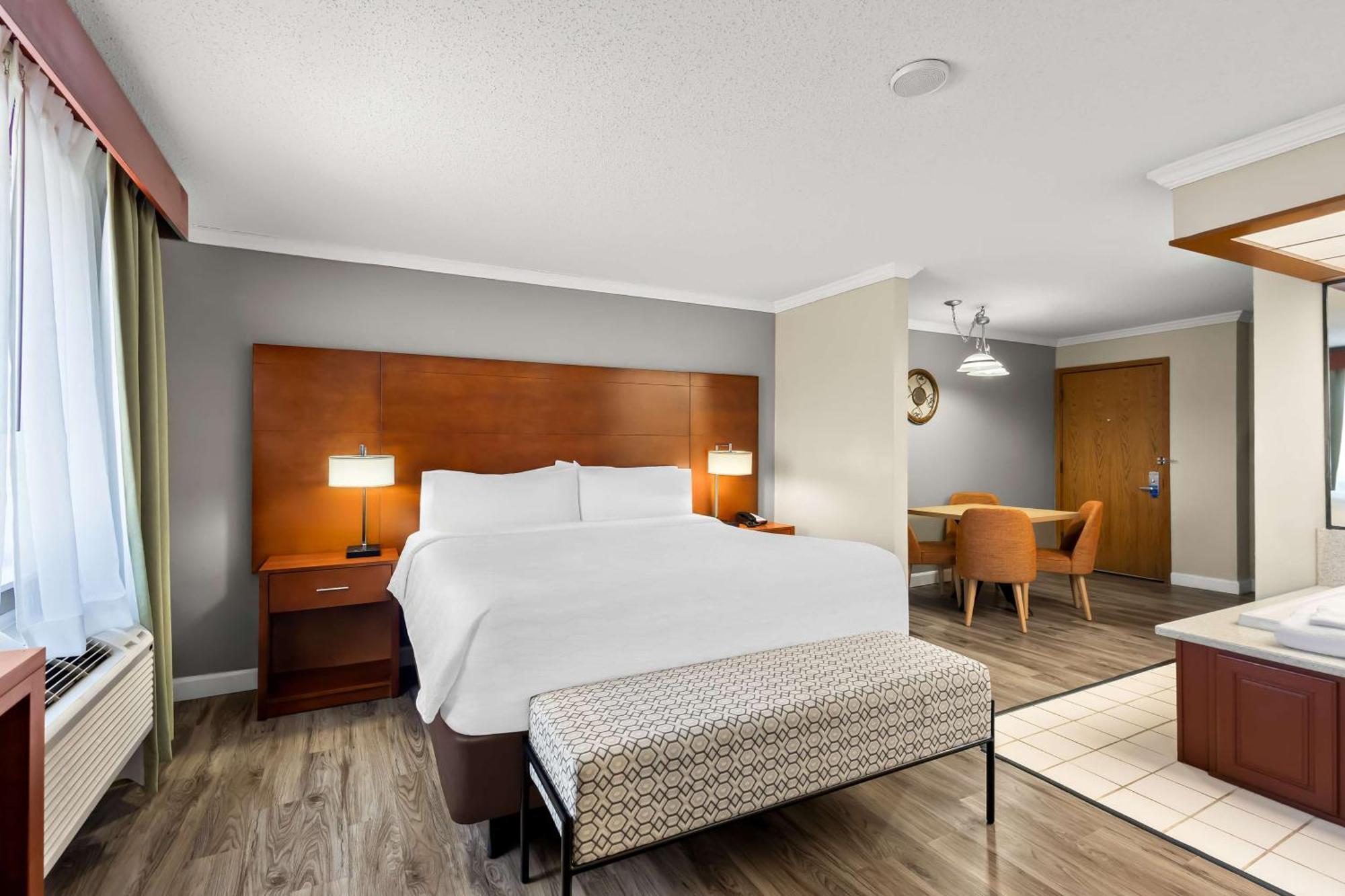 Best Western Fremont Angola I-80 90 Toll Road Екстер'єр фото
